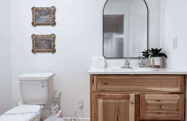 Large Off-Grid Luxury Cabin- creek land & views - Foto 41