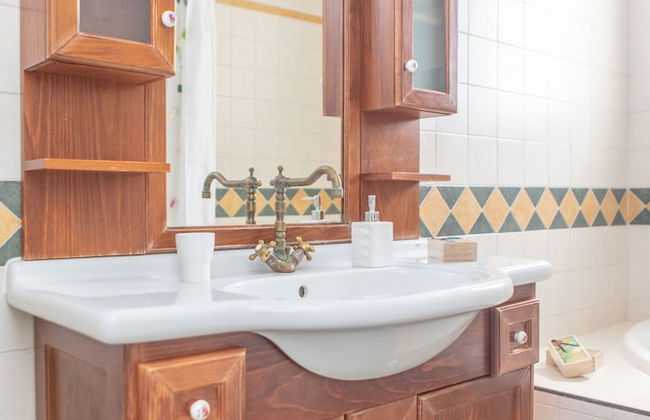 Gatis House - Photo 43