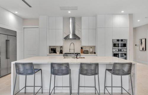 Villa in Coral Gables with Pool Jacuzzi Game Room - Foto 10