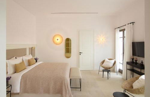 Bonzoe Suites & Villas - Photo 47