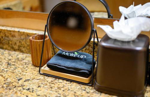 Rustic Family Getaway - Pool Table, Hot Tub, Pets, Great Location - Photo 29