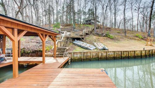 Lakefront Sparta Retreat with Dock and Game Room - Foto 4