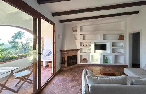 PRAGA 2 - Encantadora casa con piscina y vistas al bosque! - Foto 13