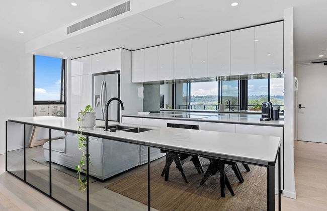 Palm Beach Luxury with Hinterland Views - Photo 7