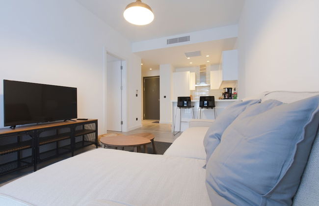 Luxury Residence with Indoor Pool & GYM - Foto 12