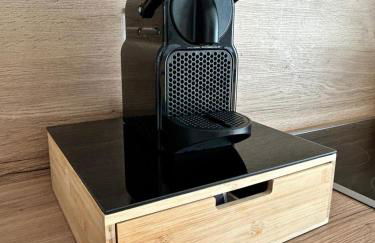 Großes Apartment mit Küche, Dusche, Badewanne, Balkon, Parkplatz vor dem Haus, ruhig gelegen, ADA4 - Foto 4