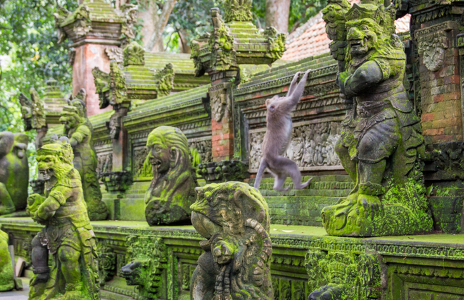 Sacred Monkey Forest in Ubud - Photo 2