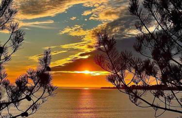 2 bedroom bungalow with hot tub - Photo 35