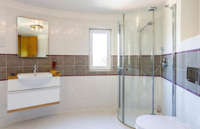 Sleeps10/18-parking-garden-pool-hottub-balcony - Foto 16