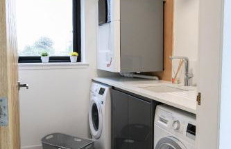 Black Barn Skye - Contemporary 3 bed / 4 bath home - Photo 7