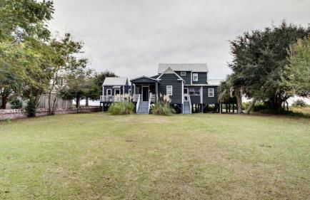 1111 Middle Street by AvantStay Charming Historic Cottage Featured in Dear John Movie Beach Access - Foto 7