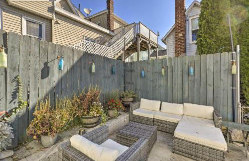 Pet-Friendly Revere Getaway, Steps from the T! - Foto 3