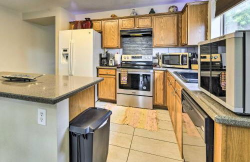 Casa Grande Home Near Golf, Dining and Shops! - Foto 8