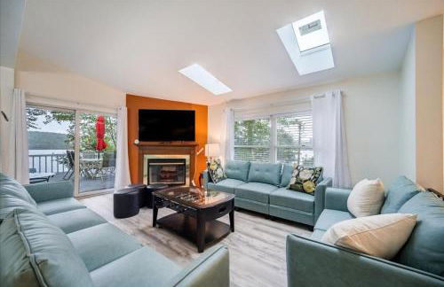 Catskills Lakefront with Hot Tub, Sauna and Theater - Foto 53