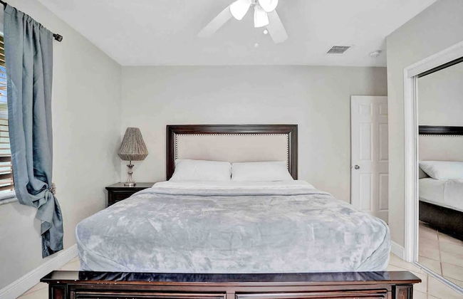 Palm Lined Oasis Walk To Beach Free Parking - Foto 26