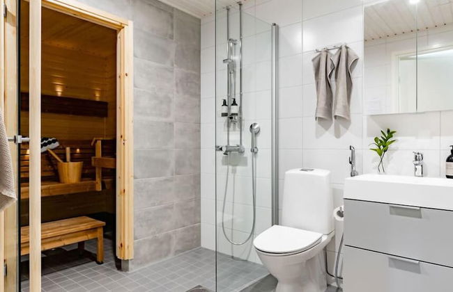 New 1BR Apt with Sauna, Balcony and 11th Floor Views - Foto 10