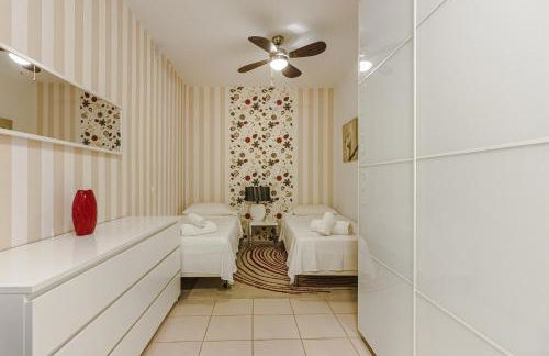 Villa Eleonora, Luxury Villa with Heated Pool Ocean View in Adeje, Tenerife - Foto 65