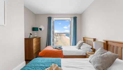 11 At The Beach - Foto 5