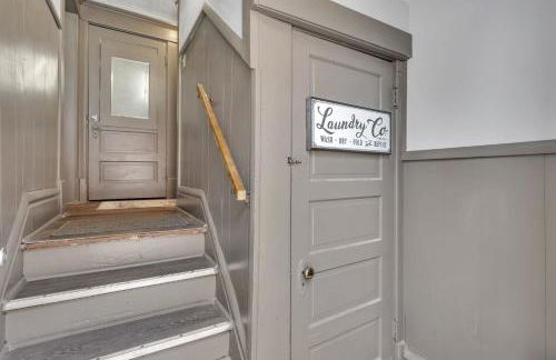 Cozy Renovated 19th Century Home, 5 Min to OSU! 3 Bedroom Home by Paula - Foto 56