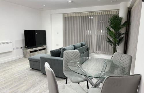 Serenity Waterfront 2 Bed Apartment - Foto 19