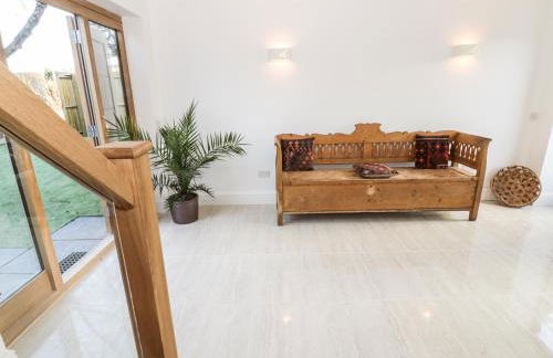 Lower Tundridge Cottage - Photo 8