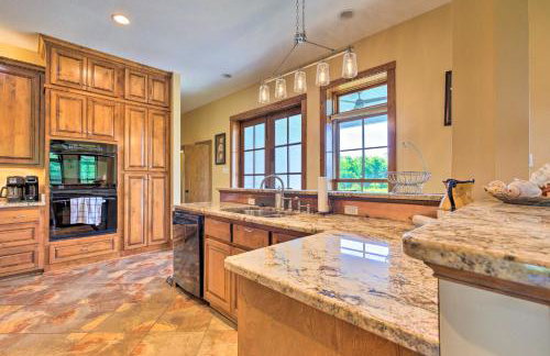 Bright Waveland Home - Walk to Beach Access! - Foto 10