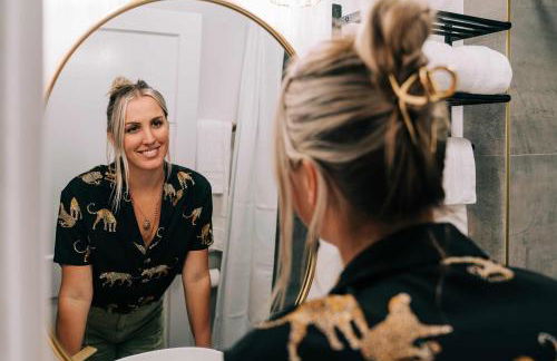 Sanctuary on 3rd - Walk to UF , Parking , Grill - Photo 63