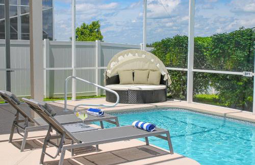 Stylish Retreat with Pool near The Parks - Foto 15