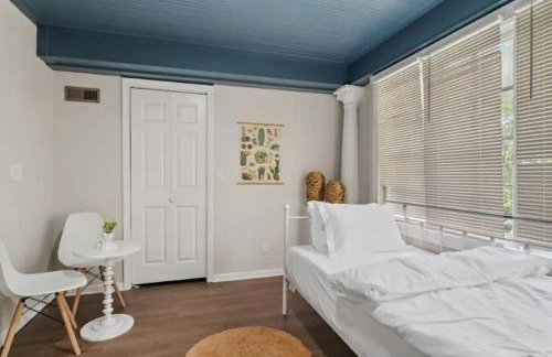 Historic Charming 2Story 10BR House - Sleep 20 - Foto 26