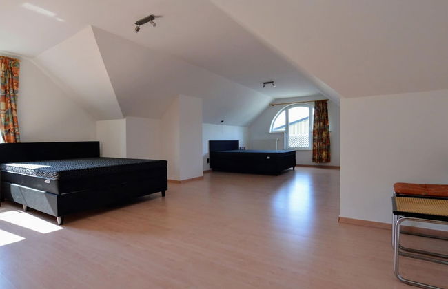 Spacious Villa in Zingem With Garden - Photo 13