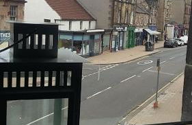 Edinburgh TWO BEDROOM apartment with free side street parking 24 hours - Foto 5