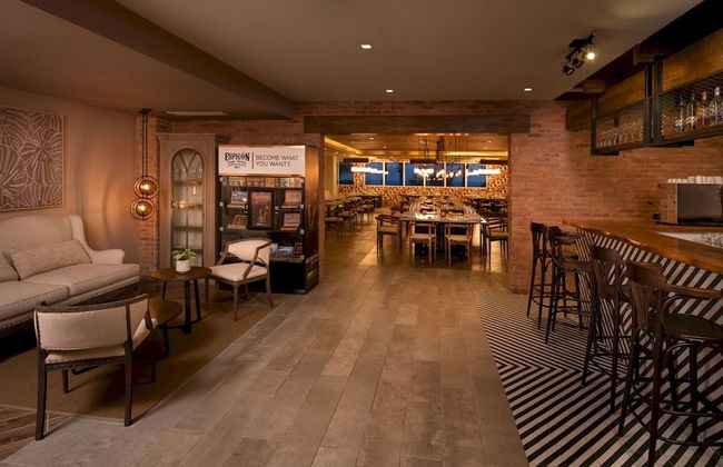 Outstanding 1 Bedroom Apartment Pool View A - Photo 17