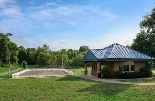 Gorgeous! Modern 3 Bed Home by Lake Mtka & Wayzata - Foto 25