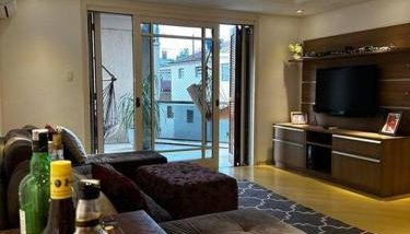 apartamento em bairro nobre suíte com ar condicionado e banheira com hidromassagem - Foto 4