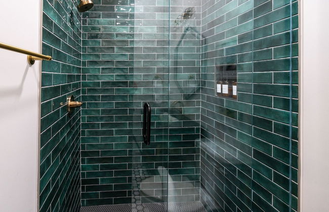 Golden Monkey - Photo 16