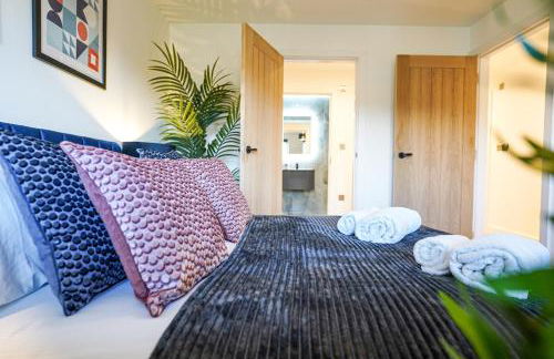 Starlight Lodge - 4 bedroom Barn with Hot Tub! - Foto 39