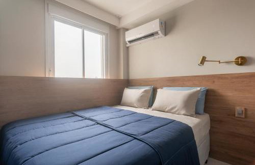 Studio Decorado Moderno ao lado Metrô Giovanni com Varanda - Acomoda até 4 pessoas - Foto 5