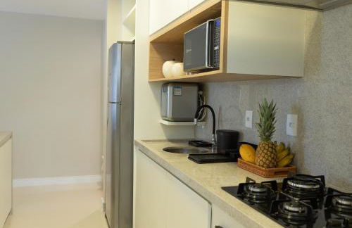 Na Beira da Praia - Conforto e vista privilegiada do 10º andar! - Foto 16