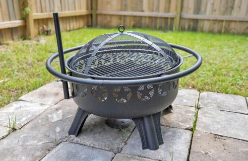 Single Story Pet Friendly Home, with Fenced Yard, Fire Pit, 5min to Downtown!! - Foto 39