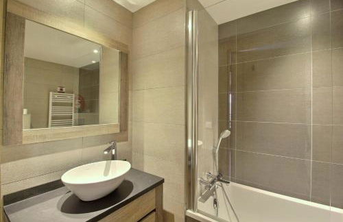 ARC 1600, LE RIDGE, Appartement 08 personnes Vue Montagne - ski aux pieds - Sauna, Hammam, Piscine - Foto 20