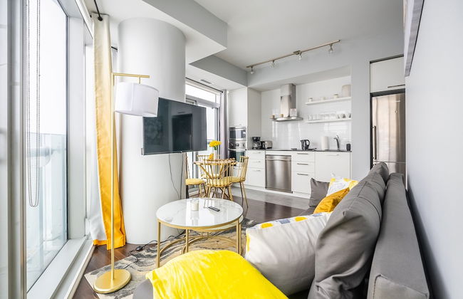 Maple Leaf Square - Photo 78