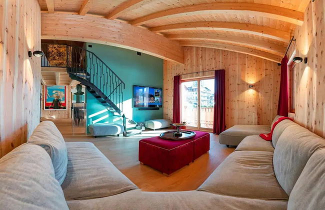 Impeccable 4-bed Villa in Cadin di Sotto - Foto 1