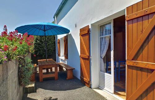 Tipoz'Immo - Brise Marine 2 accès direct plage - vue mer du jardin - spot de surf - wifi inclus - linge inclus et lits faits - parking gratuit - proches des commerces - Foto 3