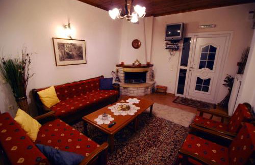 To Spiti tis Pareas - Foto 1