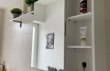 Zuhause auf Zeit Ruhige Lage Parkplatz Wifi - Foto 1