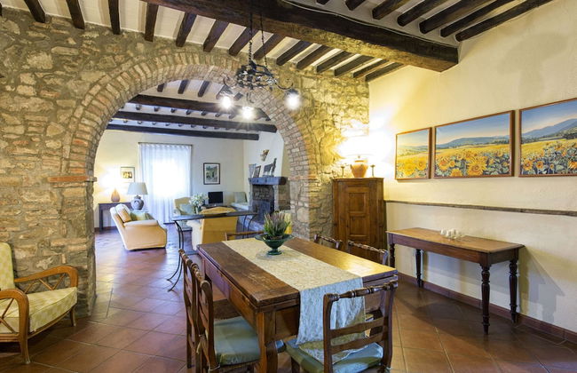 Stunning Villa With Terrace and Private Pool in Tuscan Hills - Foto 13