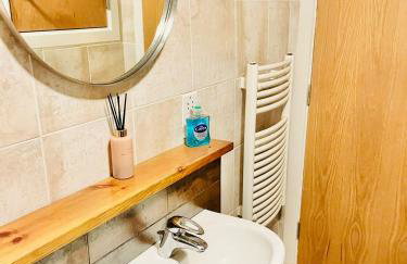 Stylish 3-Bedroom Mill Conversion near Leeds - Foto 26