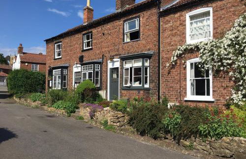 Cosy Lincs Wolds Cottage in Picturesque Tealby - Foto 6