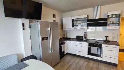 Helios Design Suite - Altbau DG mit Lift & Parkplatz - Elbe & Altstadt - S-Bahn nach Dresden - Foto 2