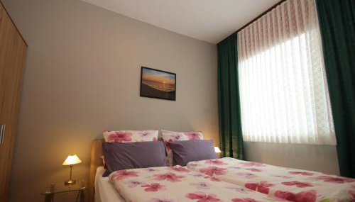 Reihenhaus in Strackholt mit beheiztem Pool - Foto 3